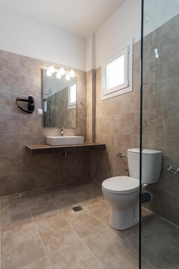 Aria Suites Kassiopi Esterno foto