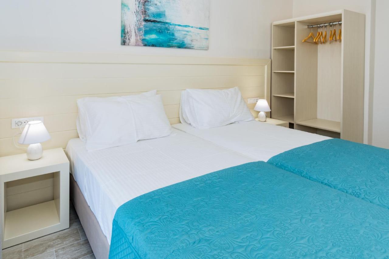 Aria Suites Kassiopi Esterno foto