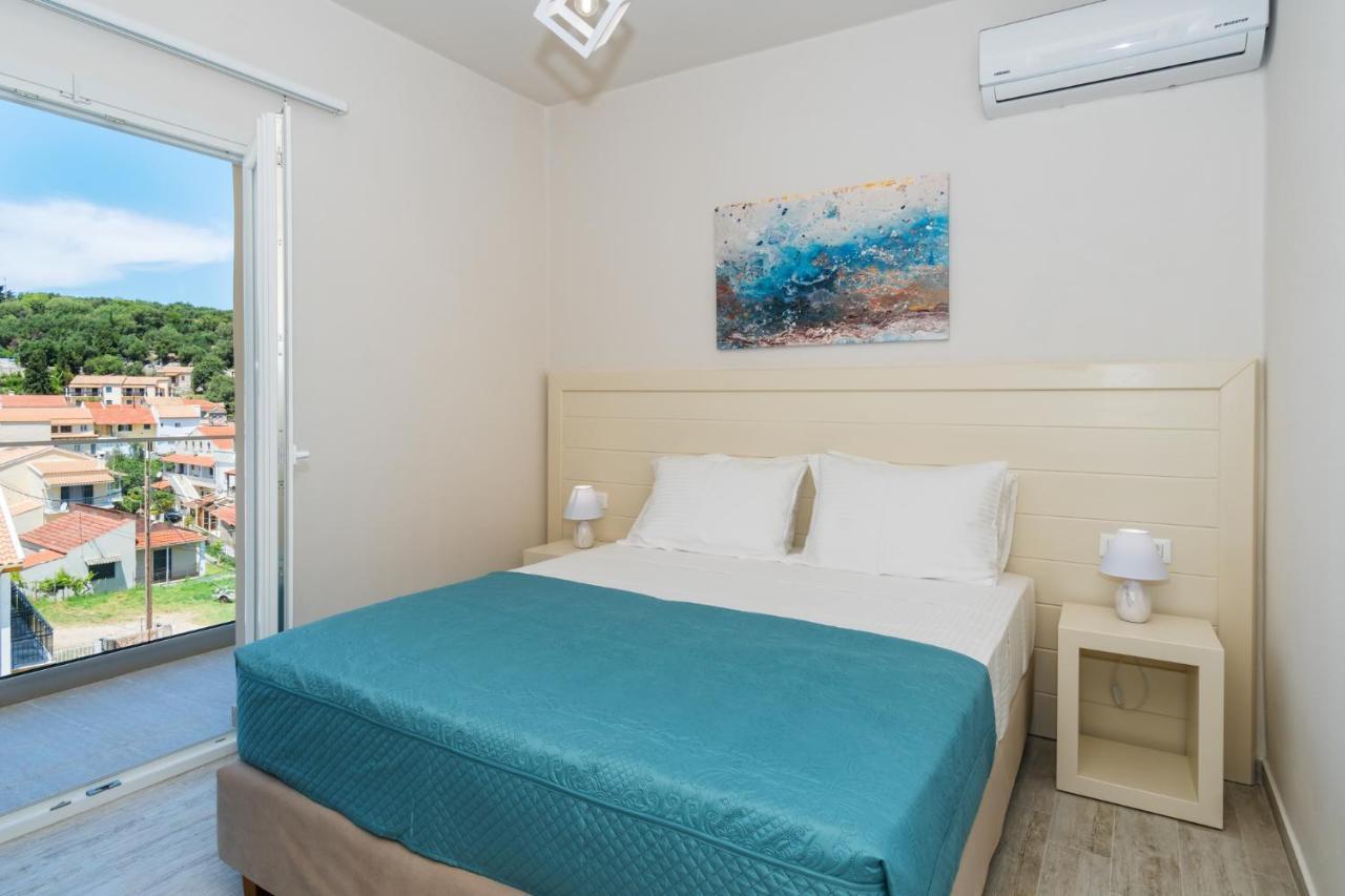 Aria Suites Kassiopi Esterno foto