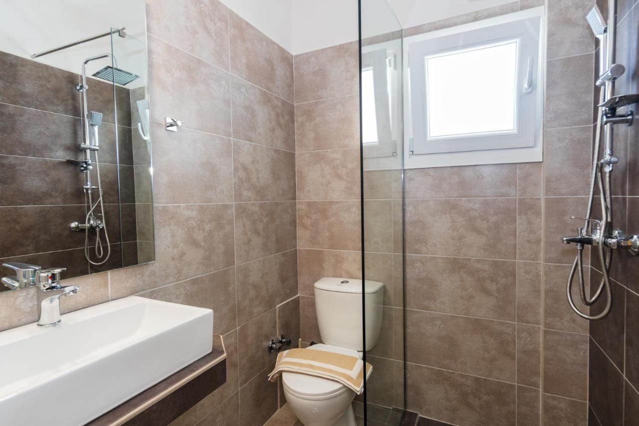 Aria Suites Kassiopi Esterno foto