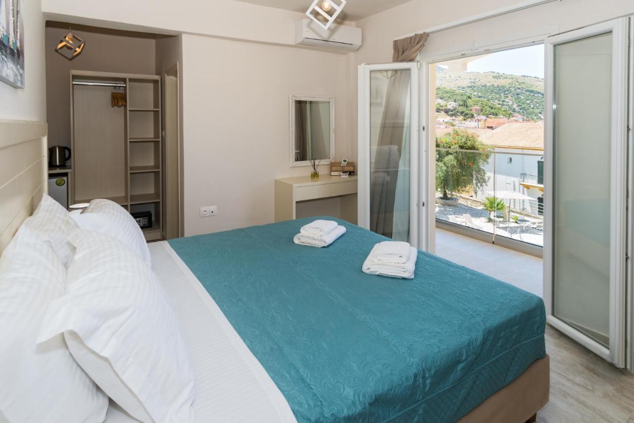 Aria Suites Kassiopi Esterno foto