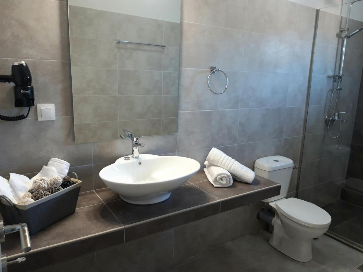 Aria Suites Kassiopi Esterno foto